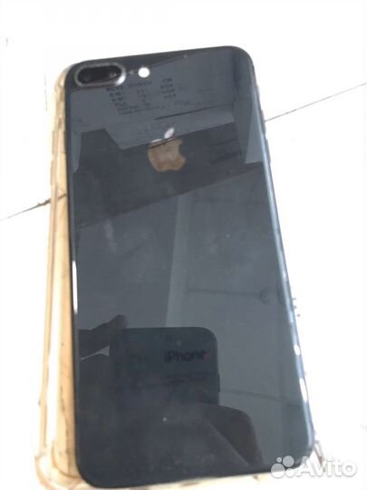 Телефон iPhone 8 plus