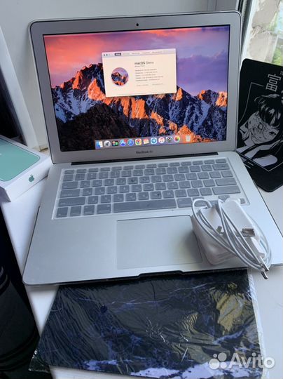 Apple MacBook Air 13 2011