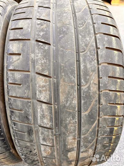 Pirelli P Zero 265/35 R21 и 305/30 R21 103Y
