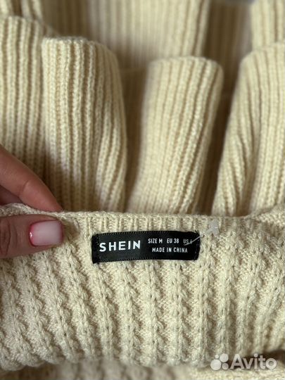 Вызаный топ новый