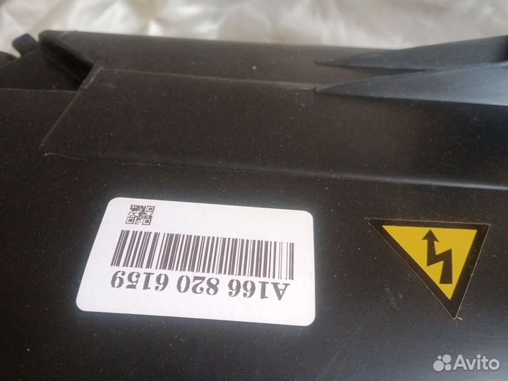 Фара правая на Мерседес ML-166