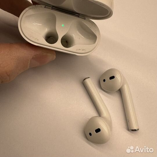 AirPods 1 (оригинал, б/у)