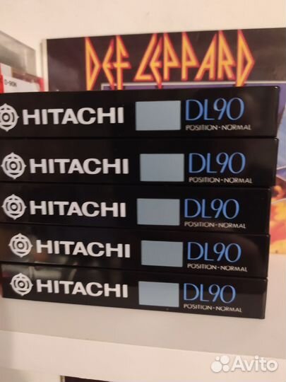Аудиокассеты hitachi 5 штук
