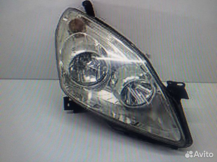 Фара правая Опель Зафира Б