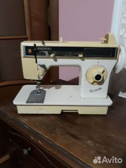 Швейная машинка