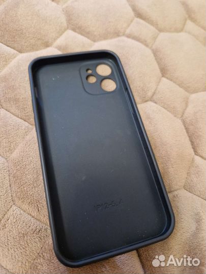 Чехлы на iPhone 12 mini