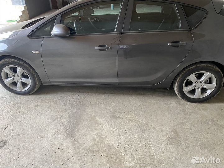 Двери На Opel Astra хэчбек