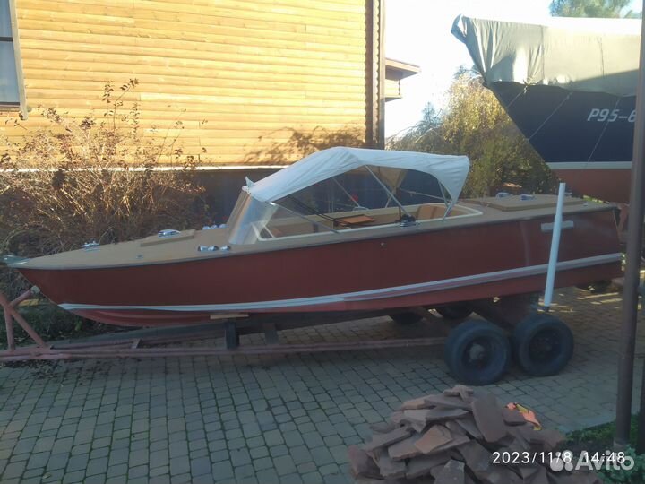 Катер водометный