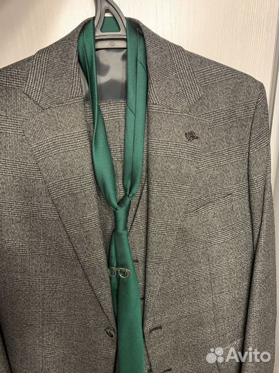 Костюм мужской