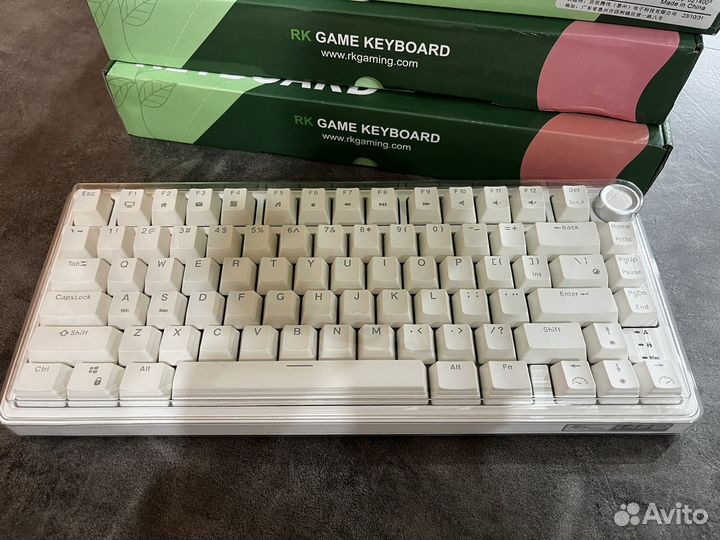 Механическая клавиатура Royal Kludge R75