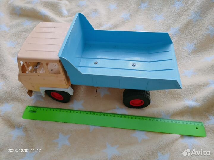 Игрушки СССР машины