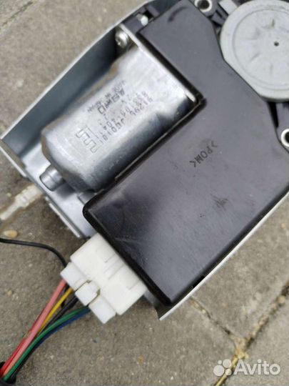 Моторчик люка Ниссан x-trail/хтрейл т31 2008г