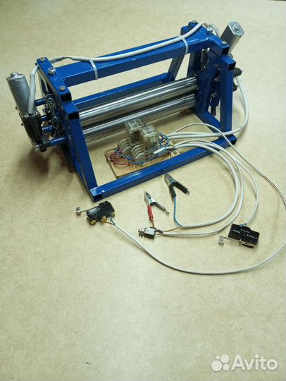 Вальцы для прокатки матрицы по изготовлению вощины