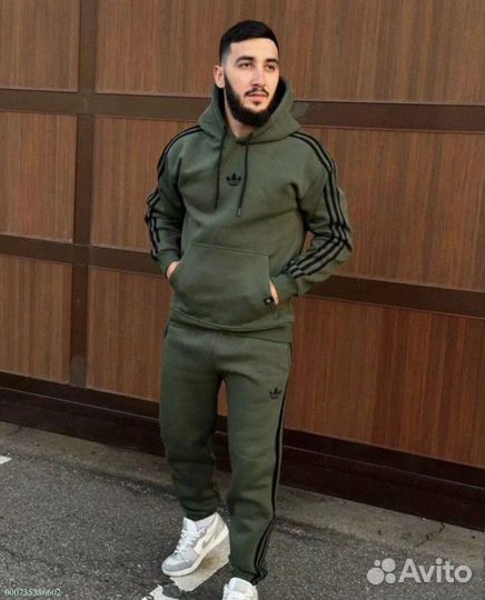 Спортивный костюм