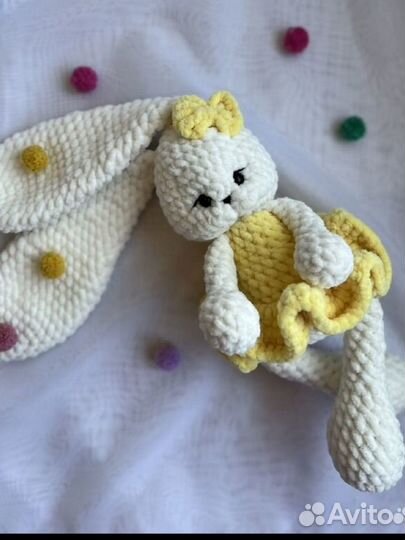 Заяка-балерина вязаная ручная работа