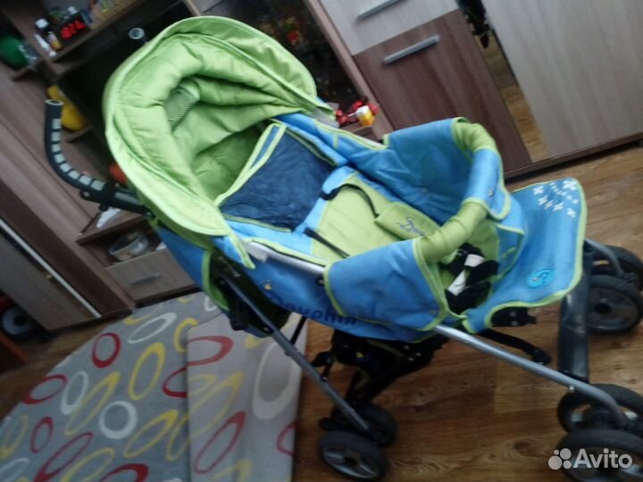 Детская коляска прогулочная