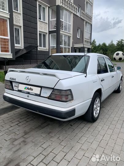 Mercedes-Benz W124 2.3 AT, 1986, 560 000 км