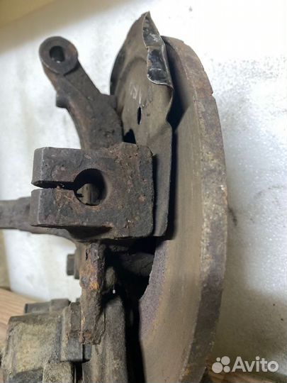 Кулак поворотный передний правый Renault Logan 2