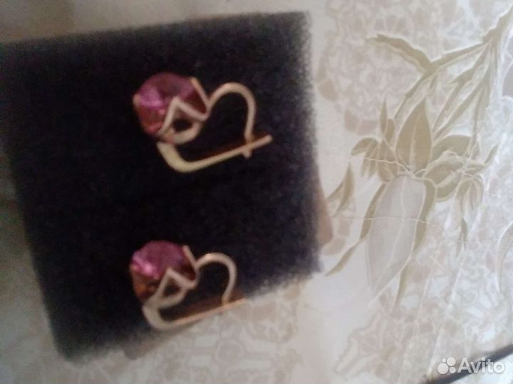 Золотые серьги