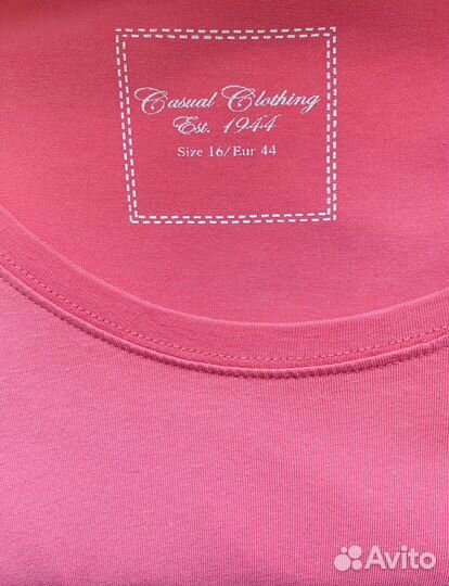 Футболка женская с оригинальным рукавом