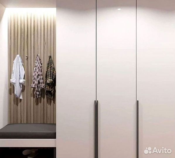 Шкаф в прихожую от фабрики мебели