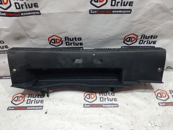 Skoda Fabia 2 накладка багажника