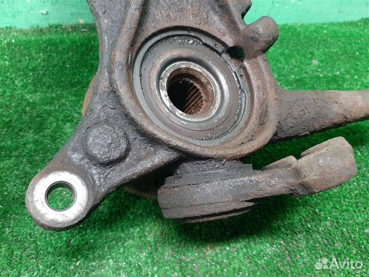 Кулак передний правый Peugeot 407 (6E) 2007