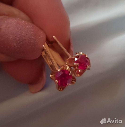 Золотые серьги 583 пробы