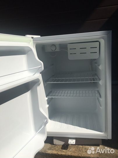 Холодильник маленький бирюса 70