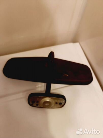 Зеркало заднего вида салонное