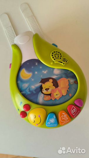 Музыкальный мобиль на кроватку