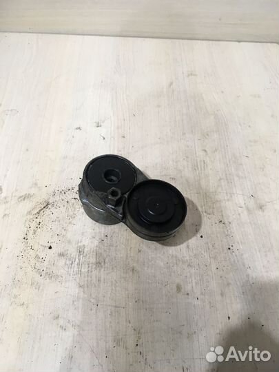 Натяжитель ремня Ауди А6 С5 1.8 бензин 078903133AB