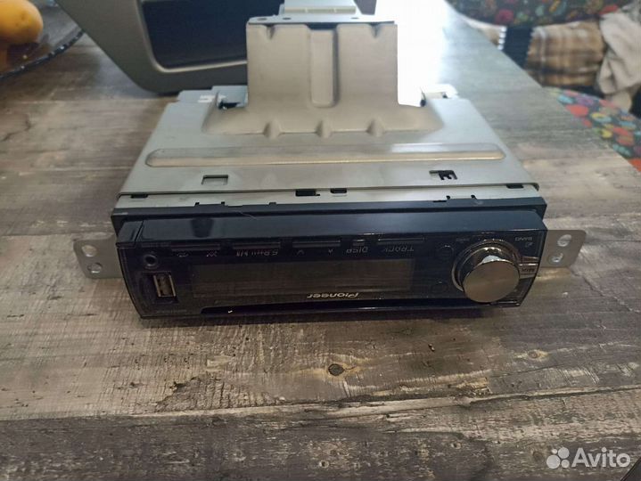 Автомагнитола pioneer