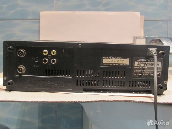 Видеоплейер Akay и значки