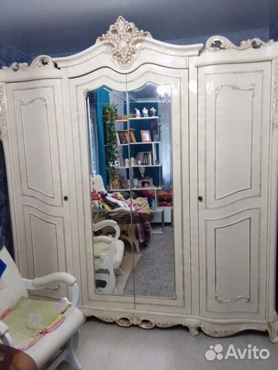 Шифонер 4х дверный ш.212. в. 232. гл.67 см