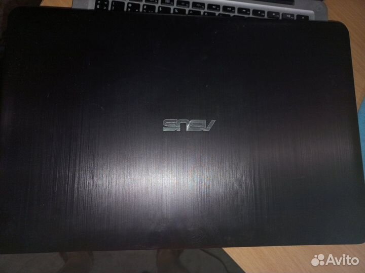 Ноутбук Asus