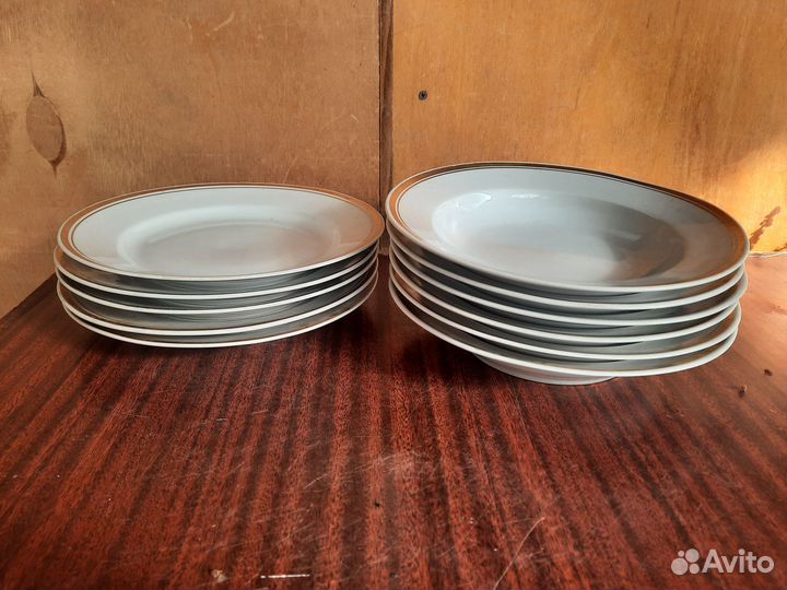 Тарелки