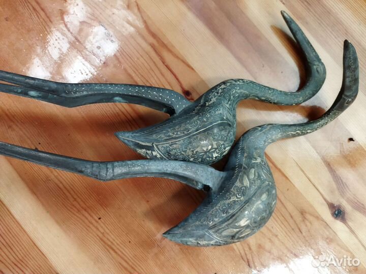 Индонезийская чеканка. Фламинго