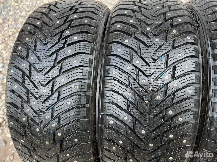 Nokian Tyres Hakkapeliitta 8 205/50 R17