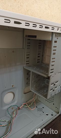 Корпус и комплектующие