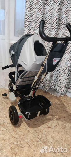 Трехколесный велосипед с родительской ручкой