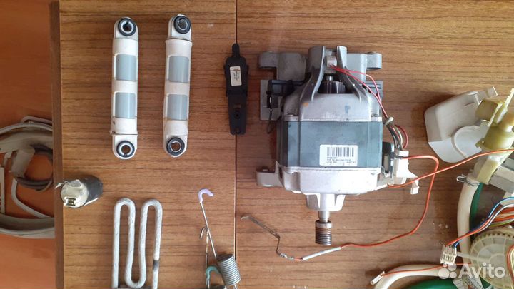 Запчасти на стиральную машинку zanussi