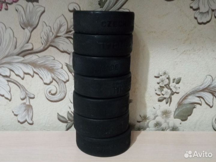 Шайба хоккейная