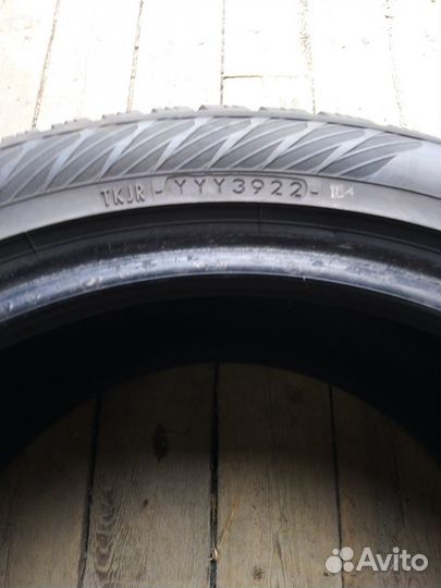 Yokohama Ice Guard IG65 225/50 R17