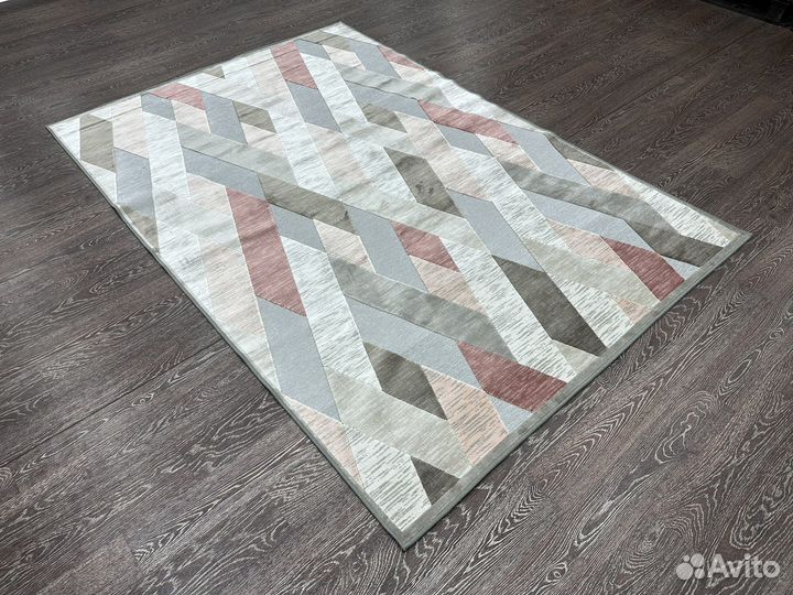 Ковер вискозный 1.6х2.3