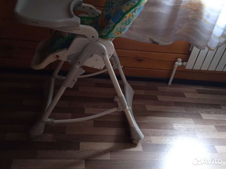 Стульчик для кормления