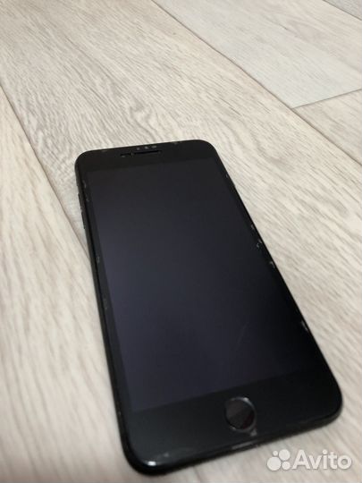 iPhone 8 Plus, 64 ГБ