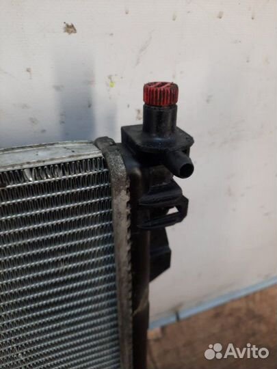 Радиатор основной Mercedes-Benz C-Class купе 2.2