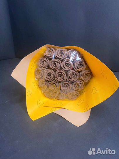 Розы из Молочного Шоколада - 19 шт в Букете