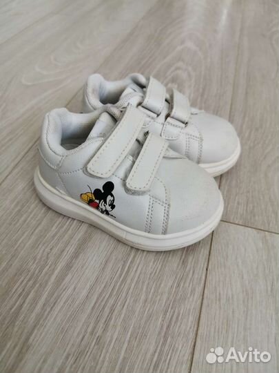 Кроссовки детские для мальчика.23 размер